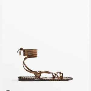 ★ Massimo Dutti★ gold slide sandals 11648650091 Massimo Dutti | Shoes | Massimo Dutti Flat Gold Strappy